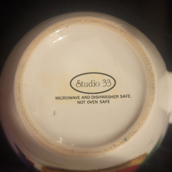 Vintage Christmas Mug | Studio 33 | Santa Claus - Picture 5 of 6